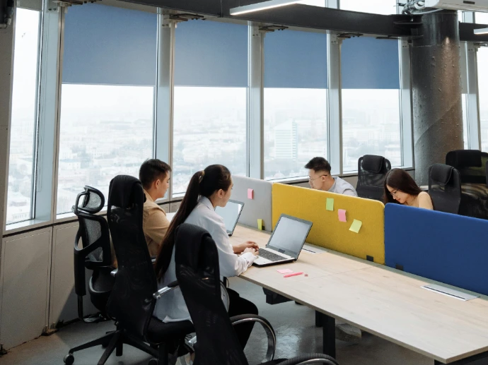 Centre d’affaires à Zaventem avec espace de coworking moderne et bureau flexible pour entreprises. Domiciliation d’entreprise en Flandre avec siège social et adresse commerciale professionnelle.